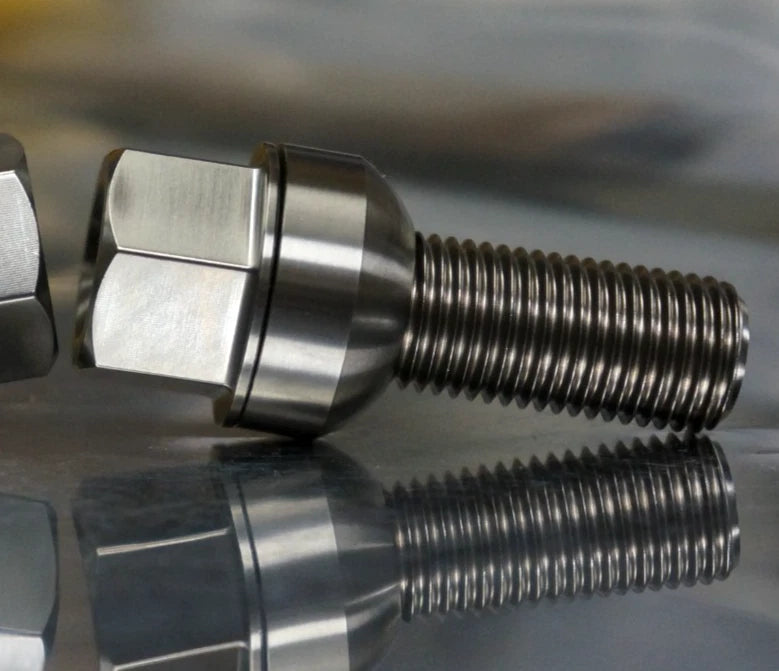 20 pcs Porsche Titanium Lug Bolts M14x1.5