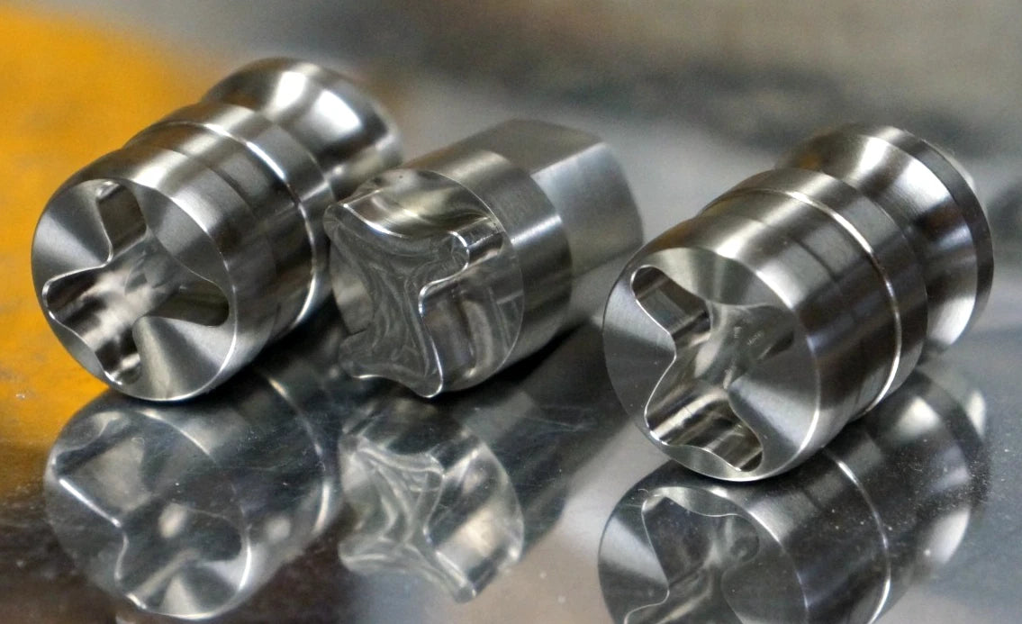 4 Nuts 2 Keys Titanium Locking Lug Nut 12x1.5 60 Acorn Set