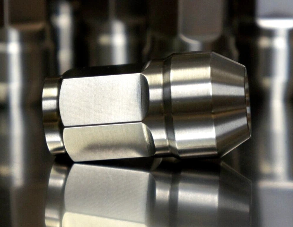 20 pcs Titanium Lug Wheel Nut 14x1.5 HEX19 3/4' 60-deg seat