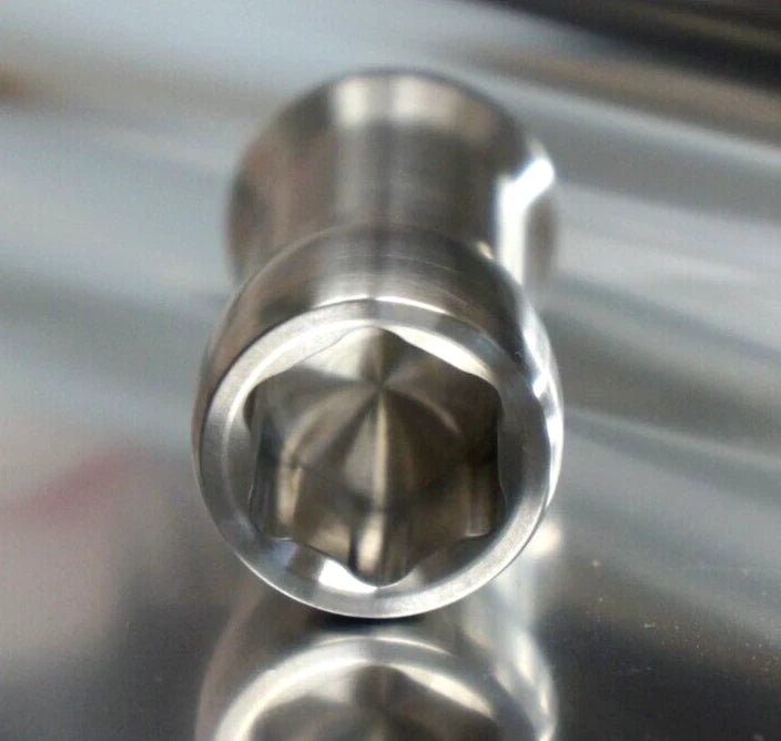 Locking 24x set Closed Titanium Lug Wheel Nut 14x1.5 60deg Acorn